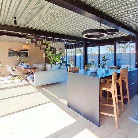 Villa Lumineuse - Piscine - Clim - Proche Plages *